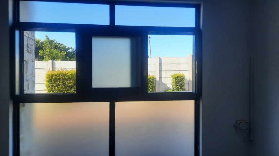 To Let commercial Property for Rent in Kleinmond Western Cape